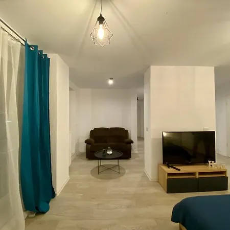 Апартаменти Studio 501 Coresi *