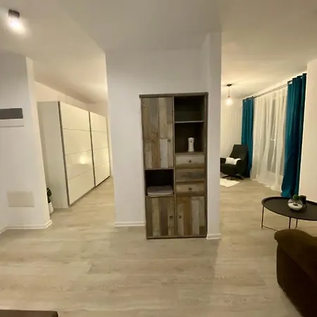 Studio 501 Coresi * Брашов