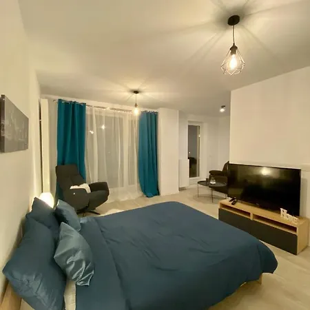 Апартаменти Studio 501 Coresi *